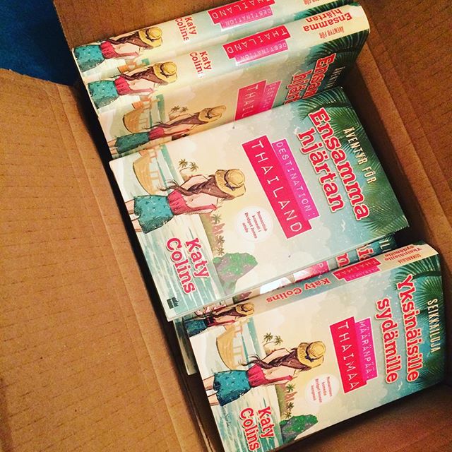 Huge thanks to @harpercollins_nordic for sending me this box of translated #DestinationThailand books all looking delicious! Tag me if you spot them in any Nordic bookshops! 👌📚 #fridayfeeling Huge thanks to @harpercollins_nordic for sending me this box of translated #DestinationThailand books all looking delicious! Tag me if you spot them in any Nordic bookshops! 👌📚 #fridayfeeling