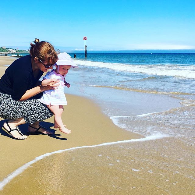 Watching my mum take my daughter for her first paddle in the sea was just pure gorgeous, heartwarming emotion! 😭😭😭 It didn’t even matter that Everleigh was less than impressed with the water between her bare toes, it’s a moment I’ll always cherish. 
I’ve posted about day 1 on our #3generations road trip to the South East of England on the blog today. I know, I even remembered my log-in, get me! 😂 
Thanks for sticking around despite the silence, I appreciate it!! Go take a gander at www.notwedordead.com 🌊